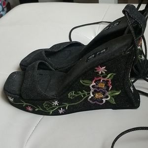 Vintage Dark Grey denim embroidered wedges